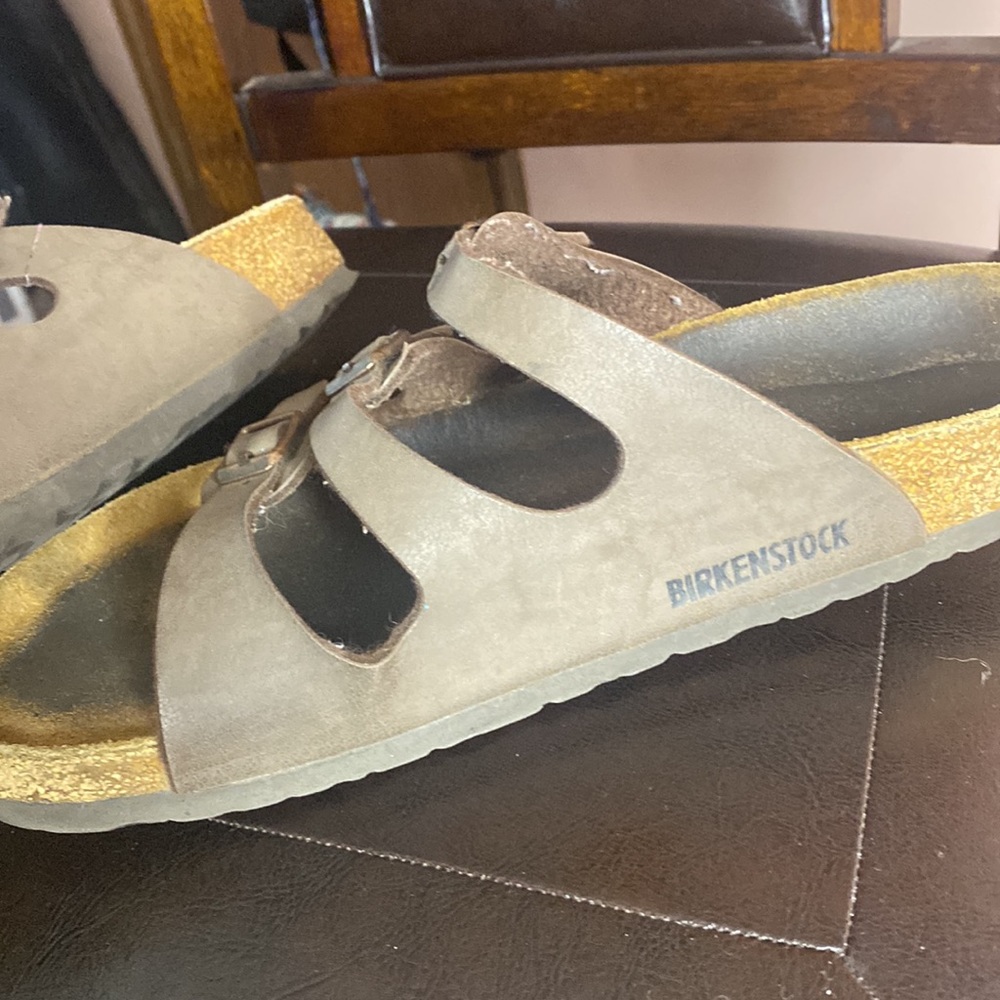 GUC Womens Size 9 Birkenstock - Picture 4 of 5